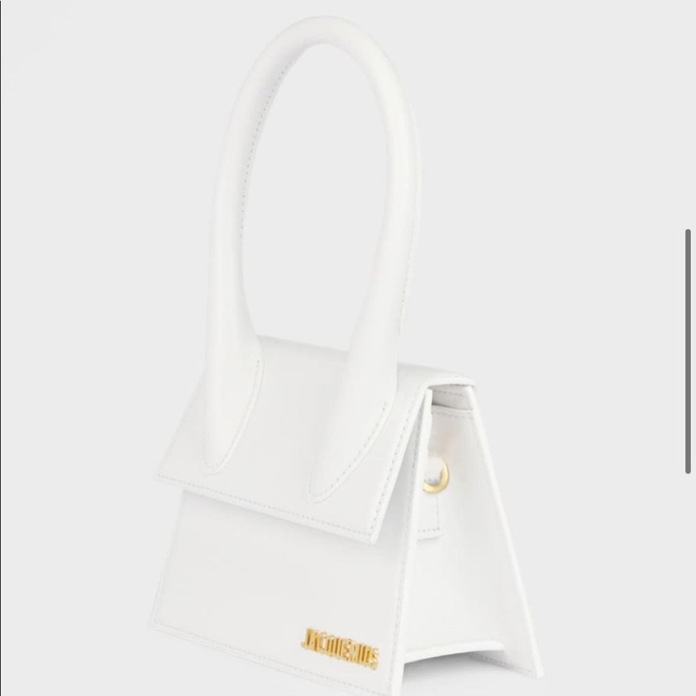 BRAND NEW JAQCUEMAS BAG 'Le Chiquito Moyen' Bag